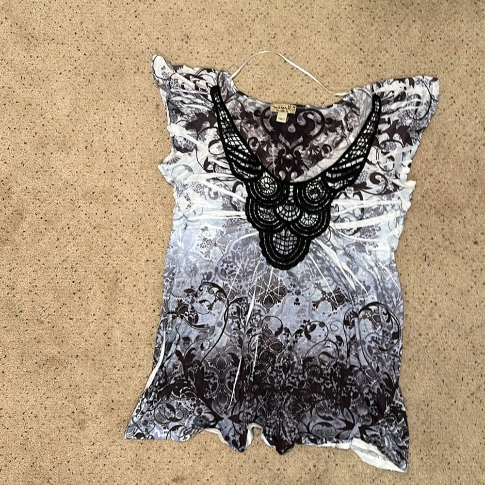 One World live and let live short sleeve blouse